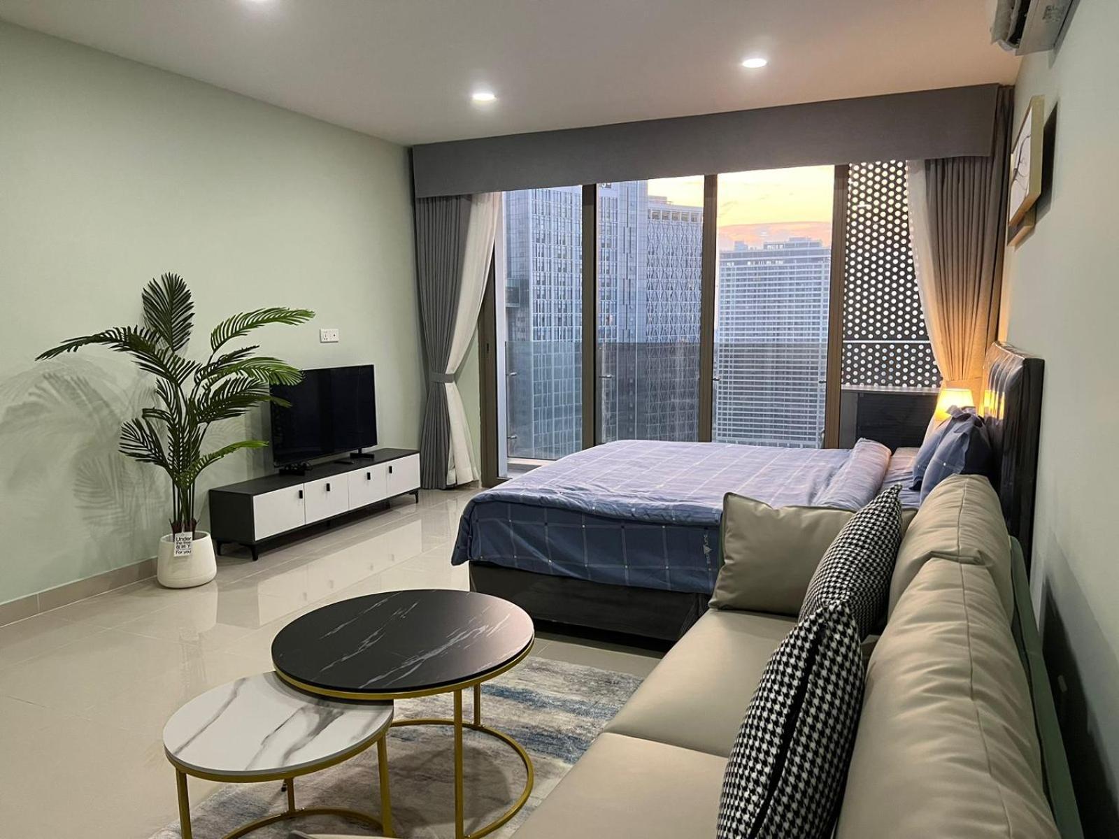 The Peak Residence, Multi-apartment By Emma * プノンペン